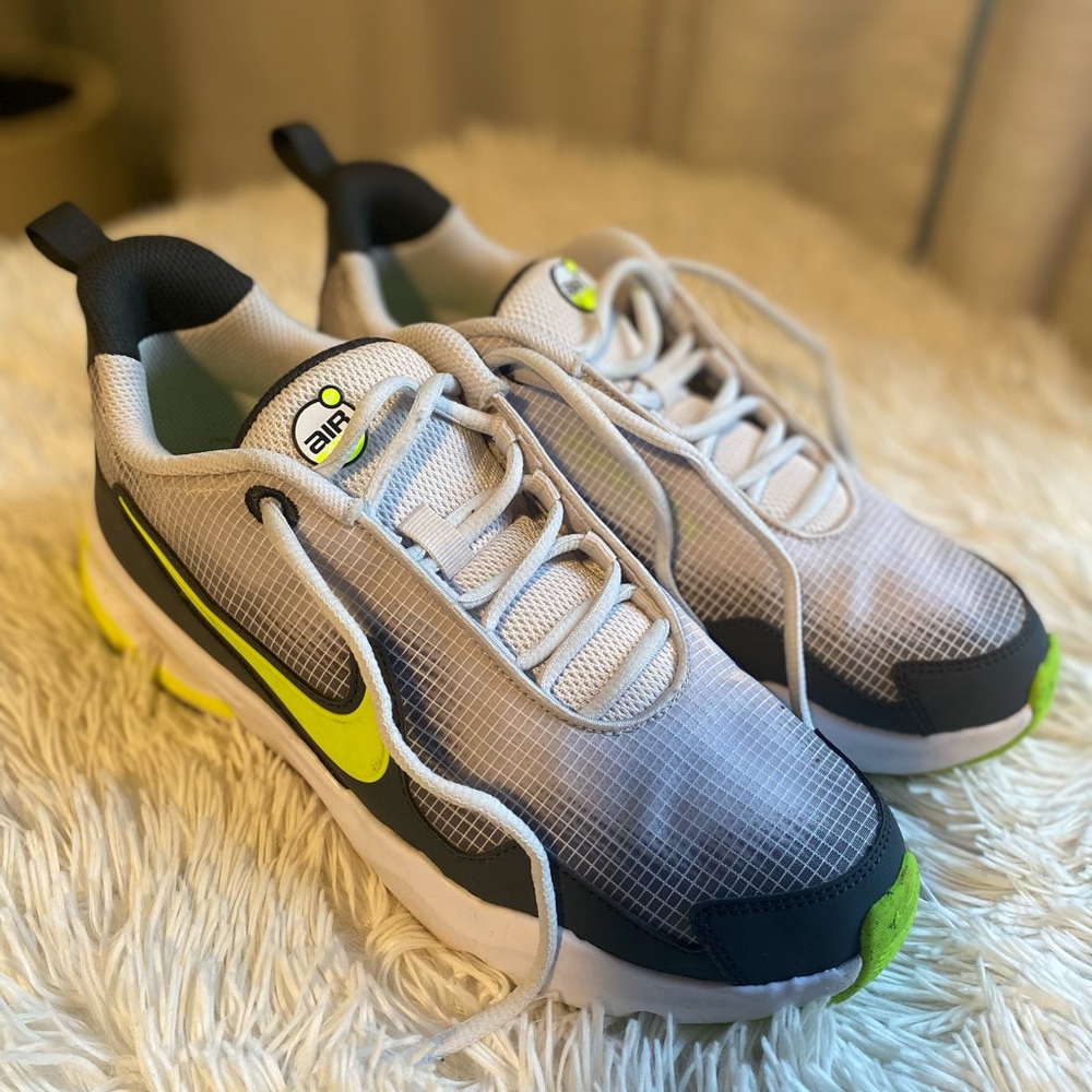 Nike Kids Sneakers White and Neon Yellow